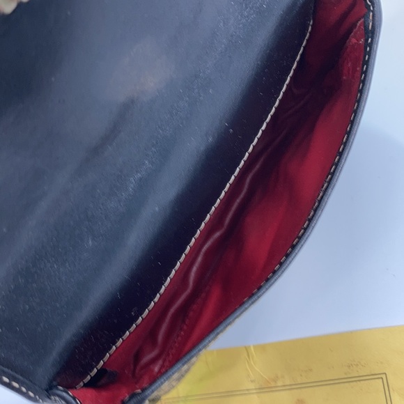 Dooney & Bourke Wristlet - Picture 8 of 9